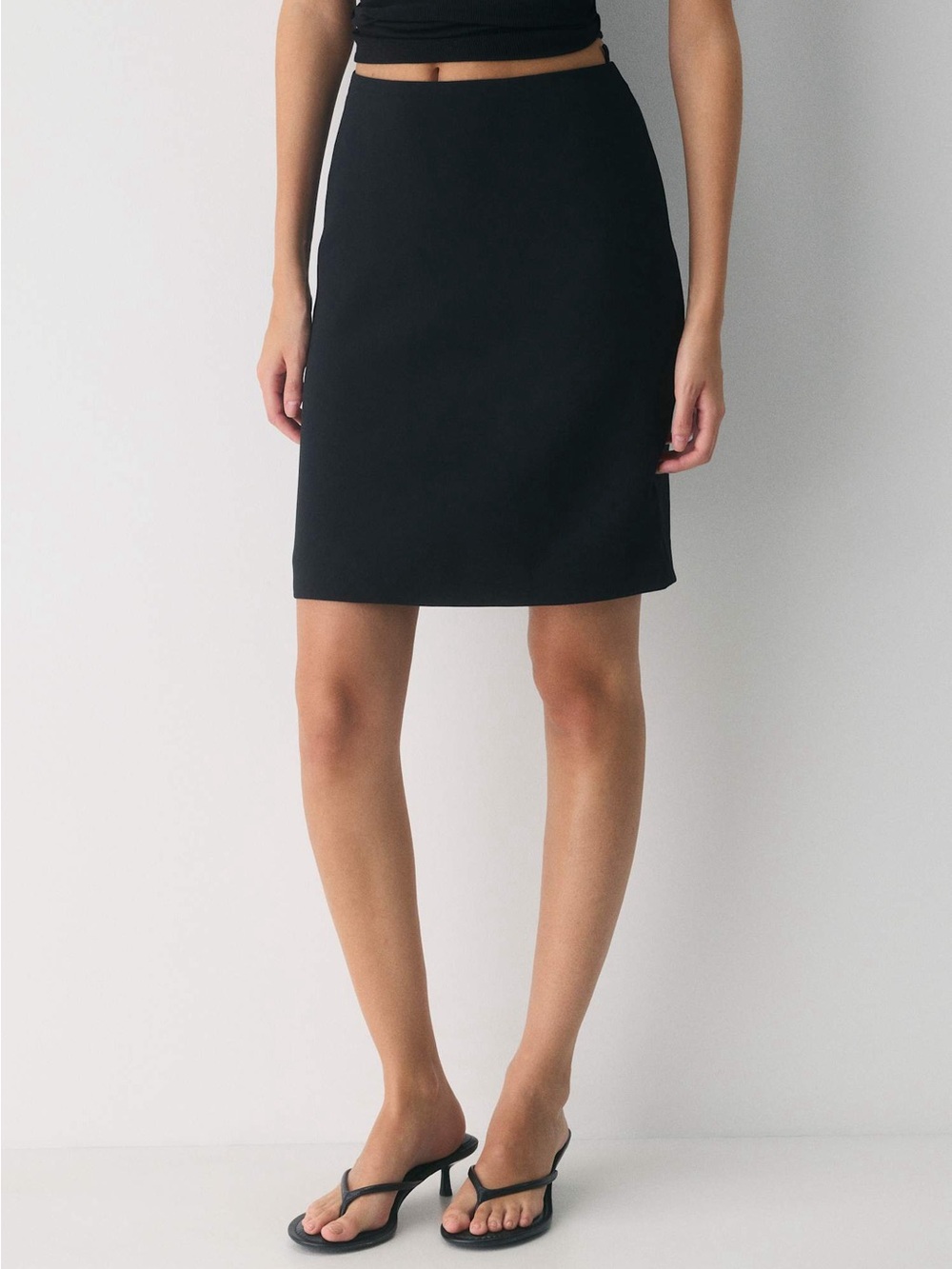 Aritzia Aisle Skirt - Crepette™ - Size 2